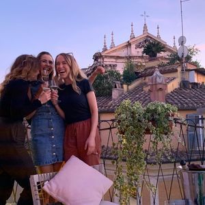 Meet your Posher, Annika